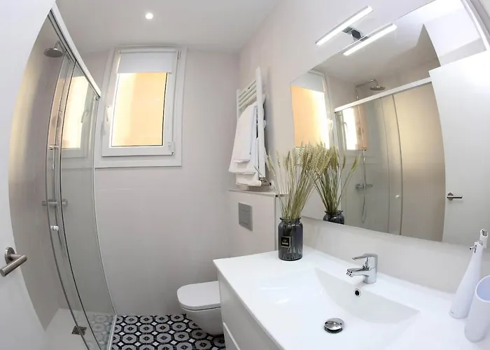 Piso Reformado A 2 Min Del Casco Viejo Con Garaje Gratis * ビルバオ