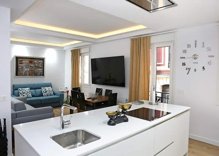 アパート Piso Reformado A 2 Min Del Casco Viejo Con Garaje Gratis