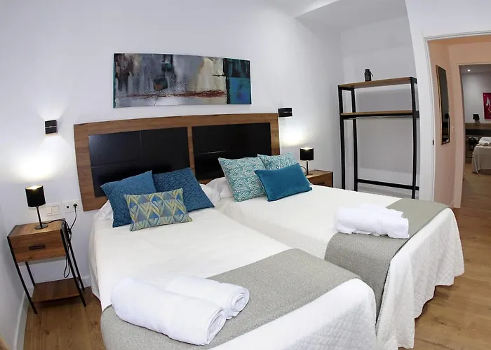 Piso Reformado A 2 Min Del Casco Viejo Con Garaje Gratis アパート ビルバオ