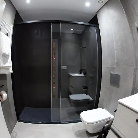 Piso Reformado A 2 Min Del Casco Viejo Con Garaje Gratis Apartmán Bilbao